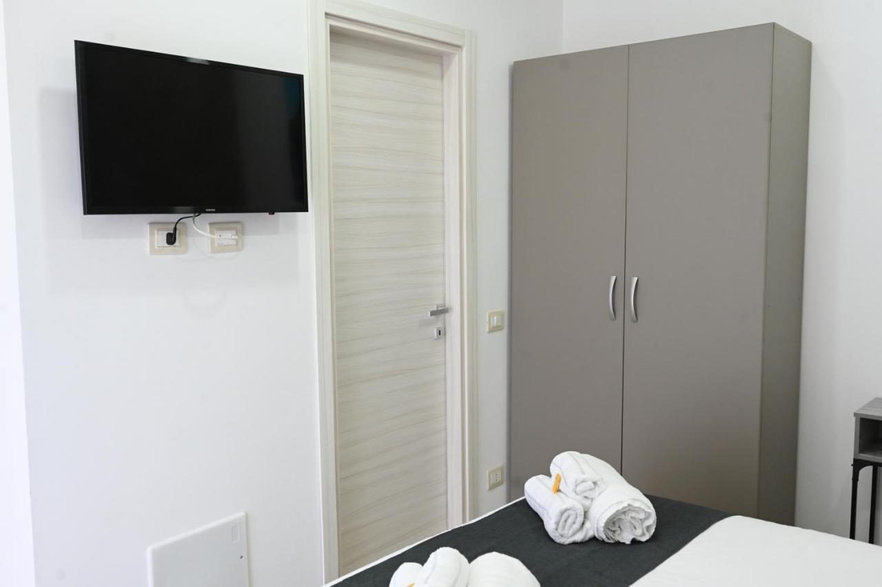 נאפולי Solymar B&B מראה חיצוני תמונה