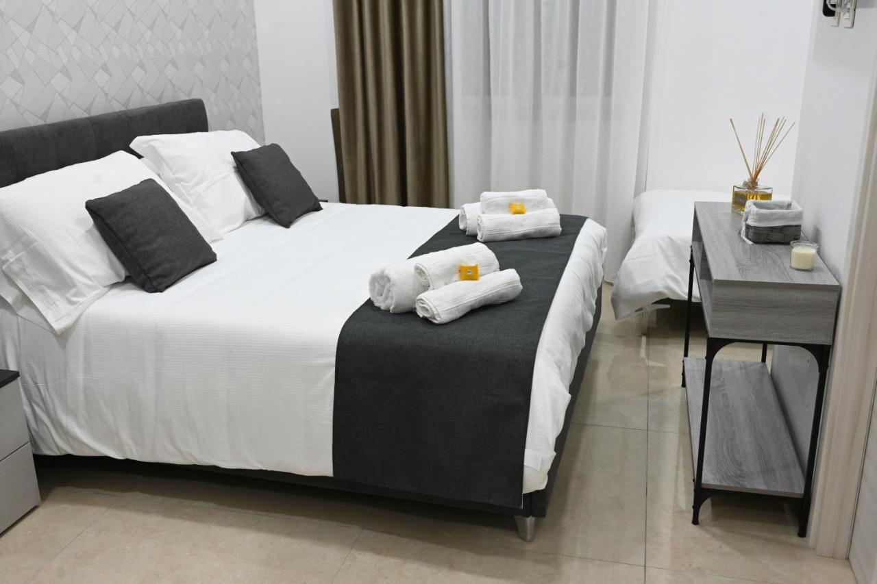 נאפולי Solymar B&B מראה חיצוני תמונה