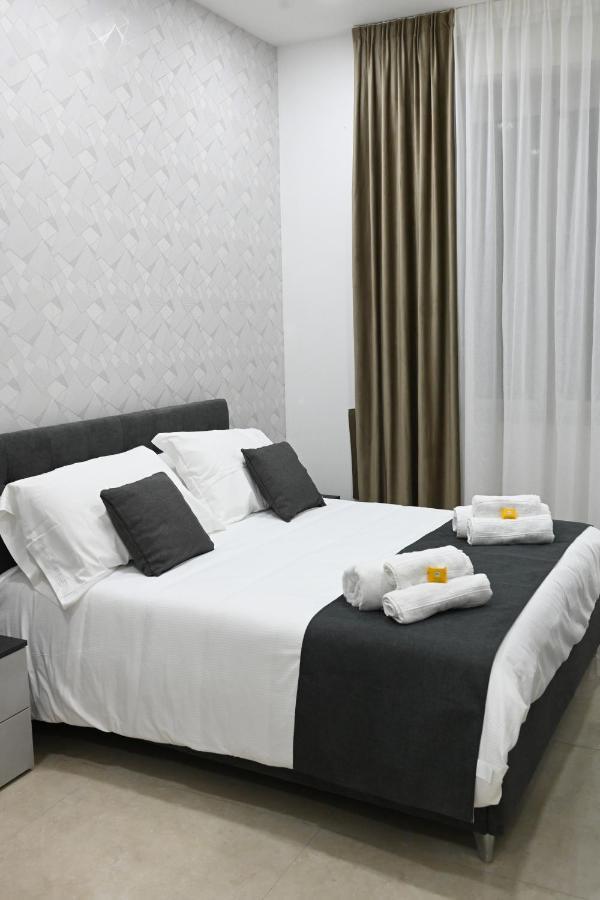 נאפולי Solymar B&B מראה חיצוני תמונה