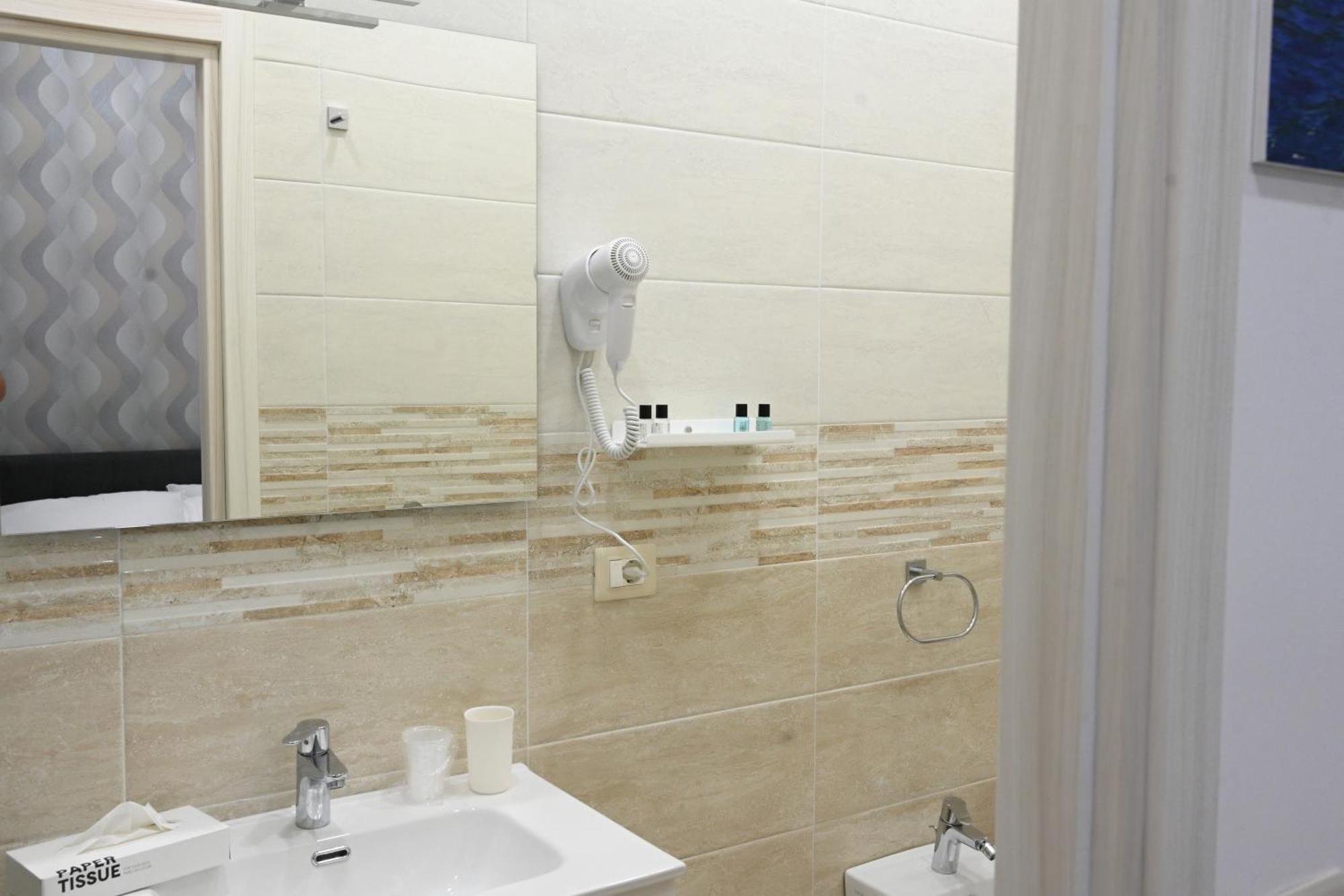 נאפולי Solymar B&B מראה חיצוני תמונה